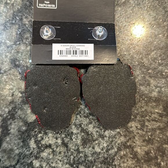 sugar skull earrings - Picture 3 of 3